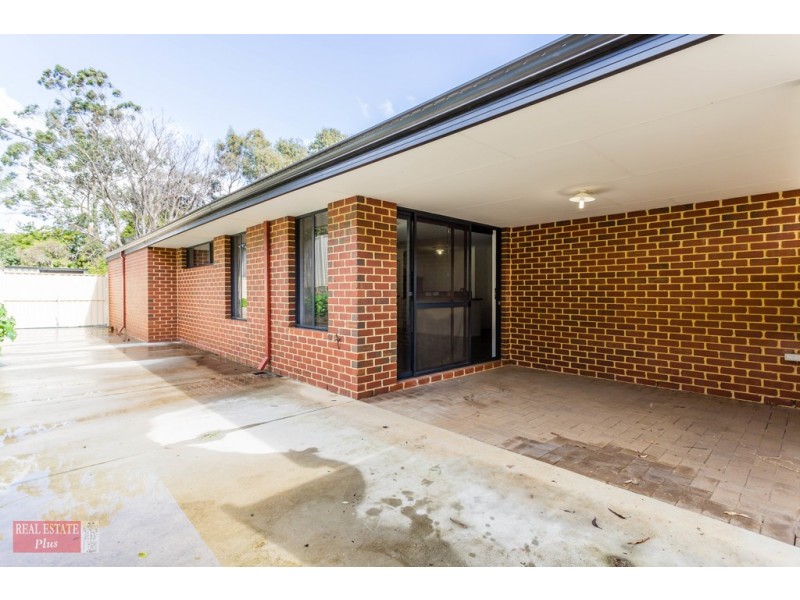1B Jarril Place, Koongamia WA 6056