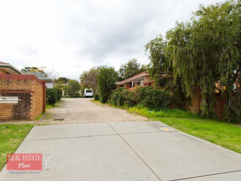 8/3 Reynolds Drive, Swan View WA 6056