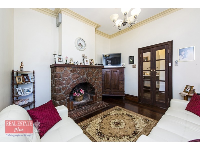 33 Great Northern Highway, Middle Swan WA 6056