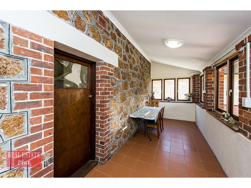 33 Great Northern Highway, Middle Swan WA 6056