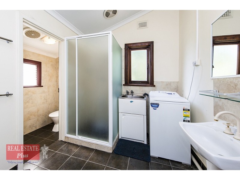 33 Great Northern Highway, Middle Swan WA 6056