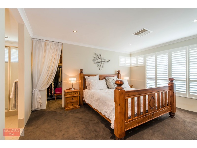 2 Adlington Way, The Vines WA 6069