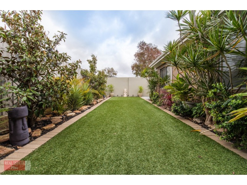 2 Adlington Way, The Vines WA 6069