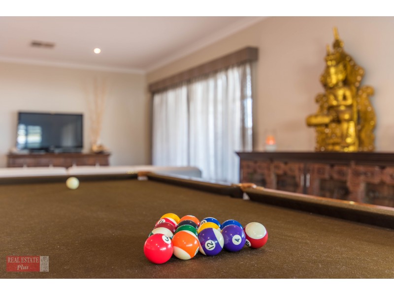 2 Adlington Way, The Vines WA 6069