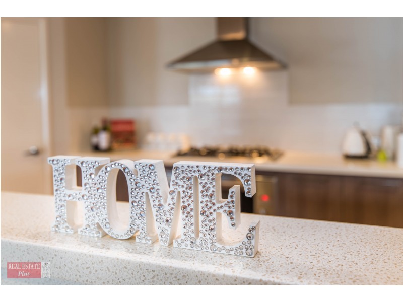 2 Adlington Way, The Vines WA 6069