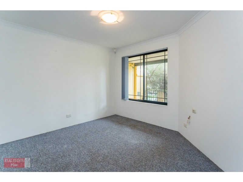 8 Hooley Road, Midvale WA 6056