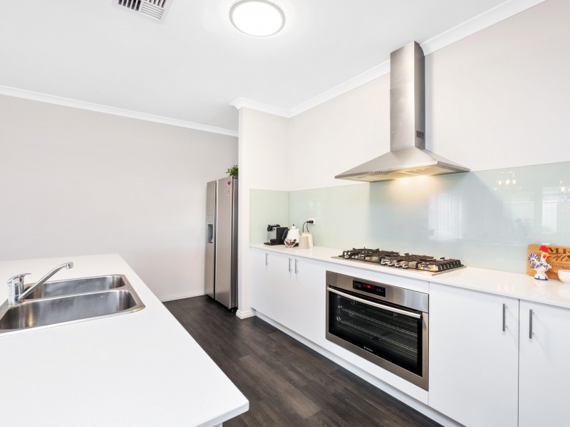 52 Arthur Street, Caversham WA 6055