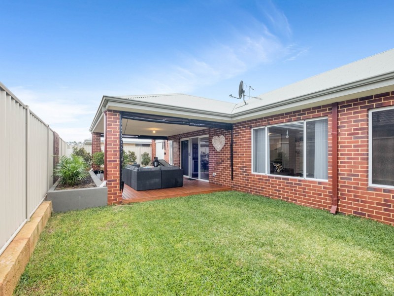 52 Arthur Street, Caversham WA 6055