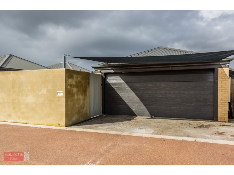 17 Grassdale Parkway, Ellenbrook WA 6069