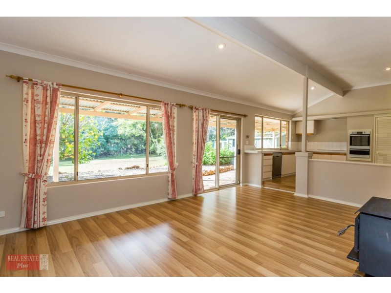 20 Vista Drive, Parkerville WA 6081