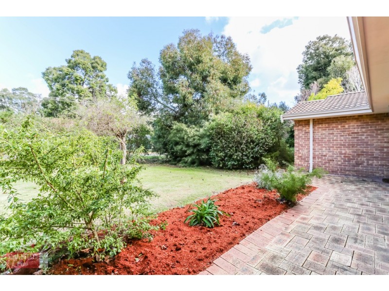 20 Vista Drive, Parkerville WA 6081