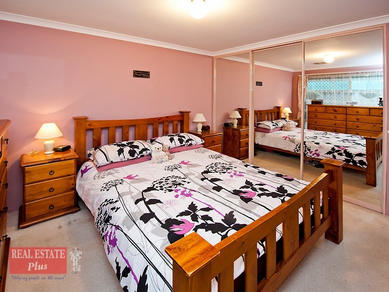 10 Altai Dale, Stratton WA 6056