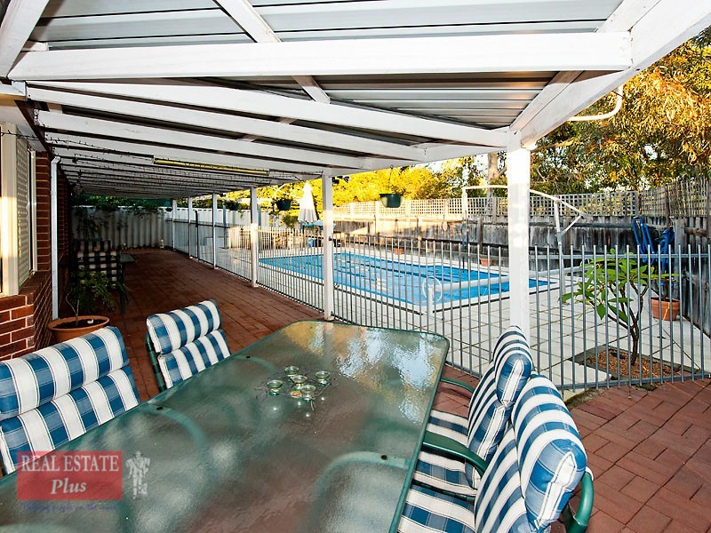 10 Altai Dale, Stratton WA 6056