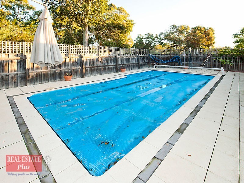 10 Altai Dale, Stratton WA 6056