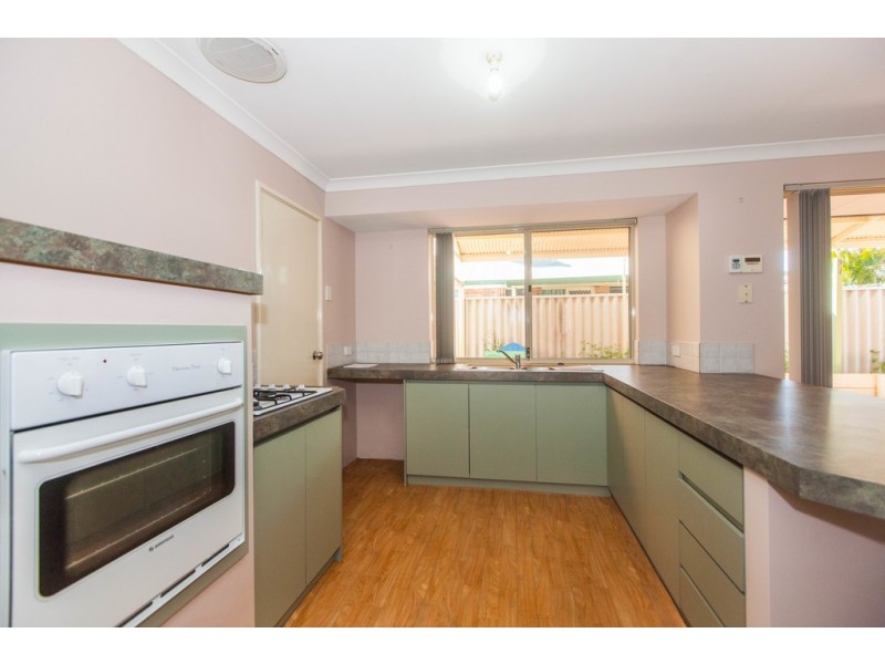 19 St Elias Place, Caversham WA 6055