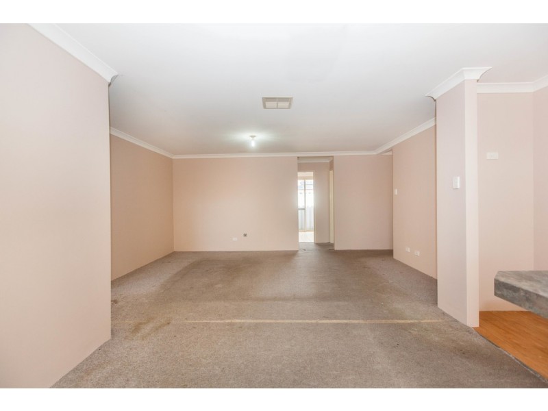 19 St Elias Place, Caversham WA 6055