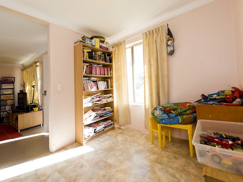 80 Victoria Parade, Midvale WA 6056