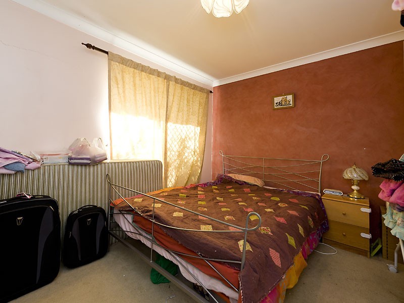 80 Victoria Parade, Midvale WA 6056