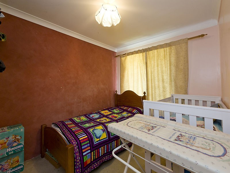 80 Victoria Parade, Midvale WA 6056