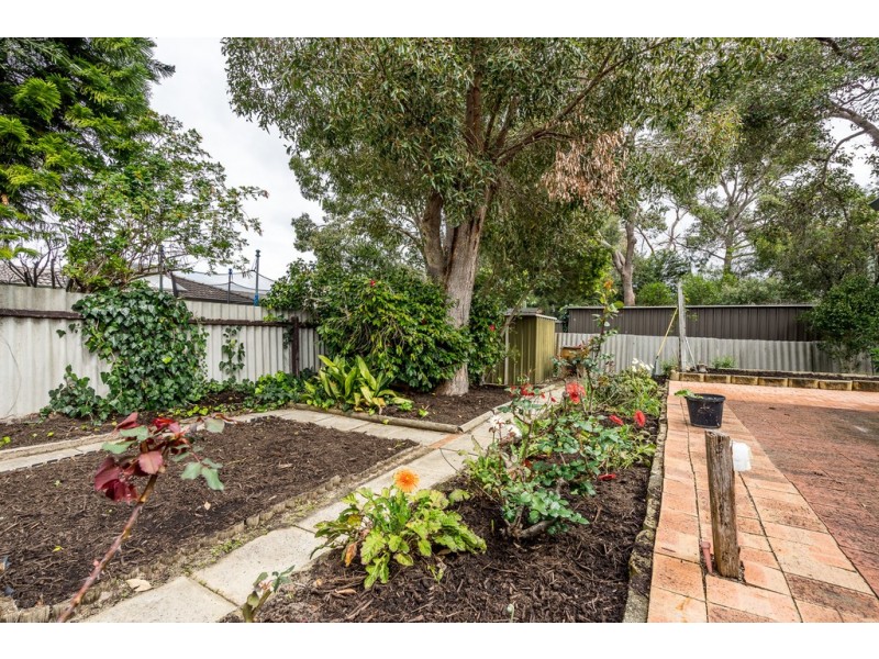 12 O’Connor Road, Swan View WA 6056