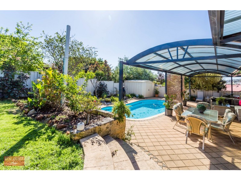 8 Nyanda Rise, Jane Brook WA 6056