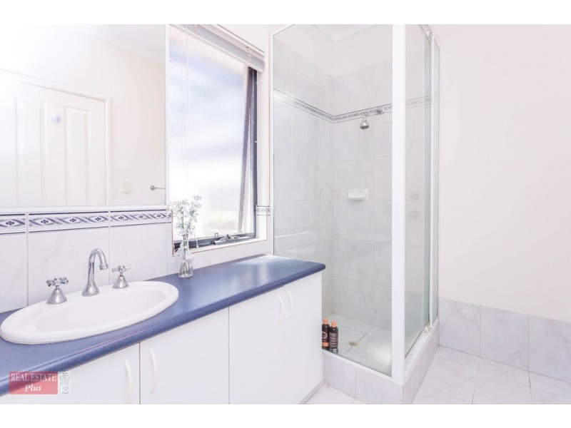 8 Nyanda Rise, Jane Brook WA 6056