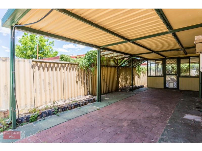 88 Beaconsfield Avenue, Midvale WA 6056