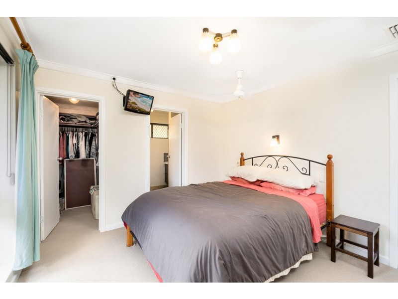 17 James Avenue, Hazelmere WA 6055