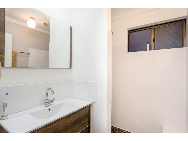 17 James Avenue, Hazelmere WA 6055