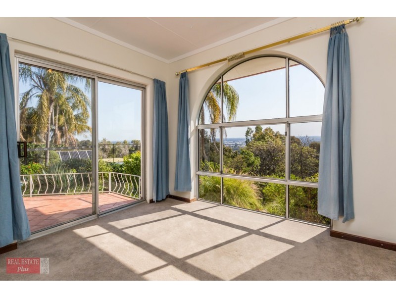 3 Forrest Road, Swan View WA 6056