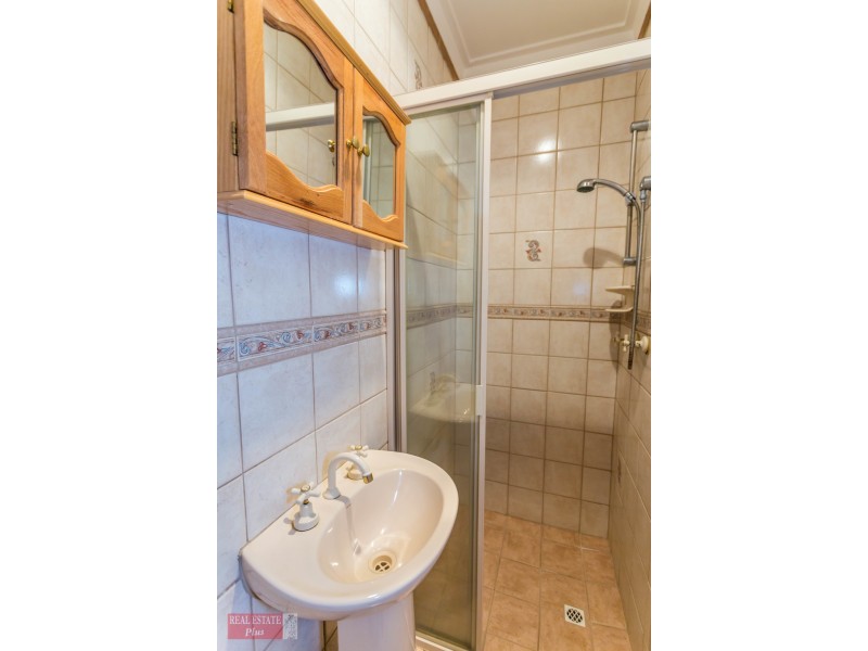 3 Forrest Road, Swan View WA 6056