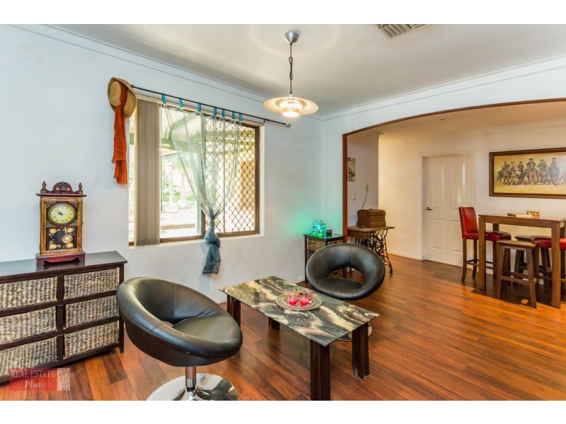 29 Innamincka Road, Greenmount WA 6056