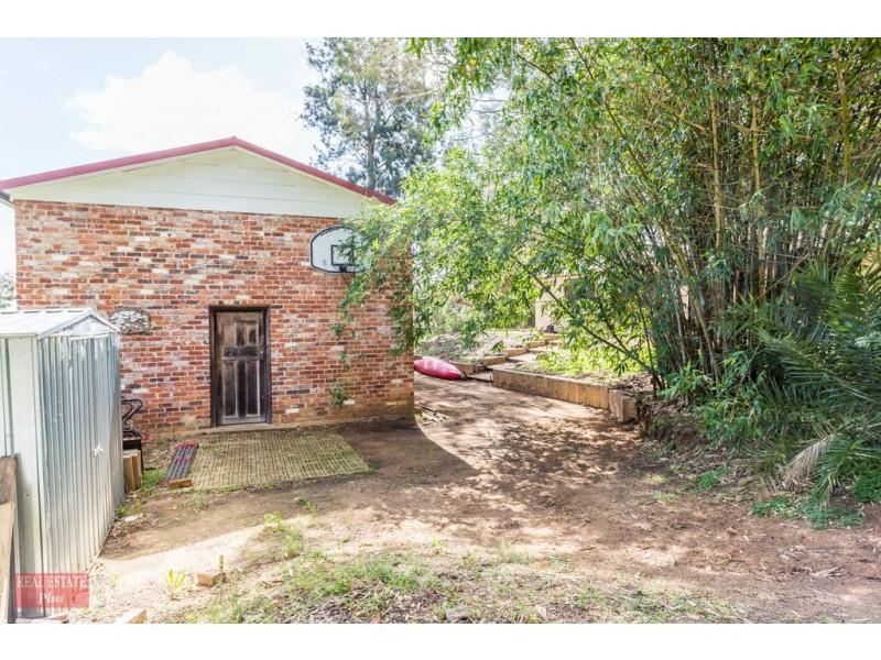 29 Innamincka Road, Greenmount WA 6056