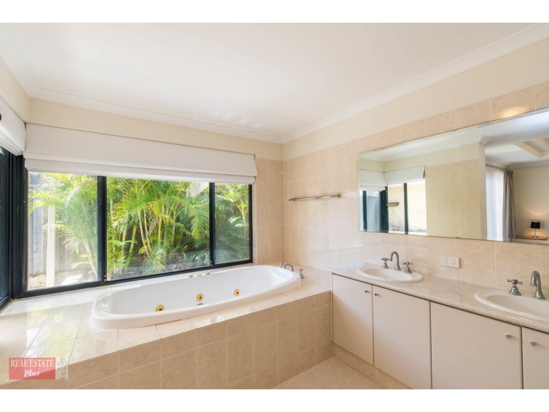 2 Withnell Drive, Ellenbrook WA 6069