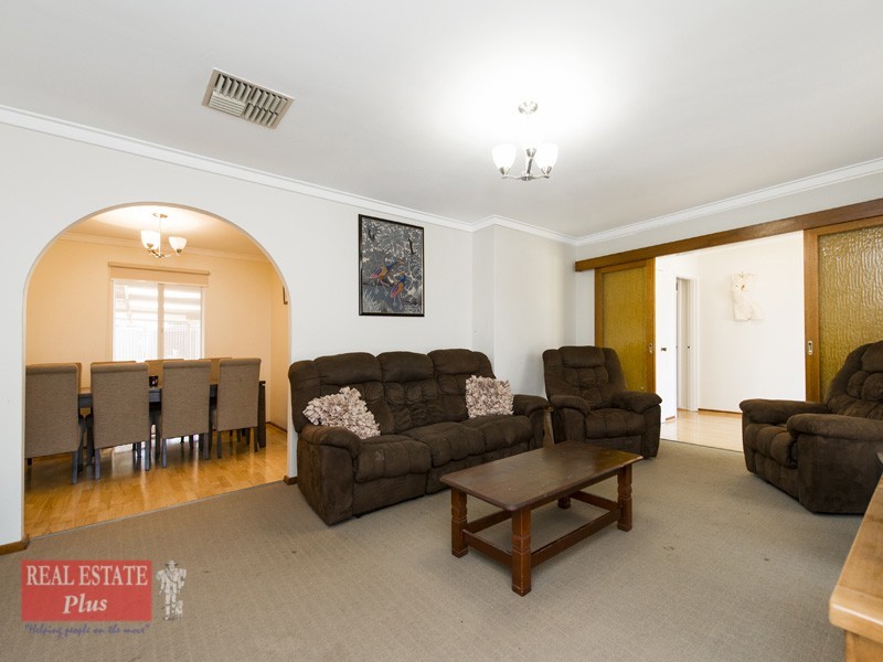 16 Murray Drive, High Wycombe WA 6057