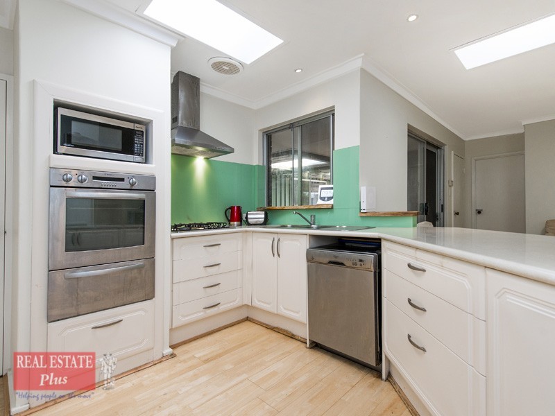 16 Murray Drive, High Wycombe WA 6057