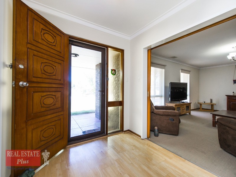 16 Murray Drive, High Wycombe WA 6057