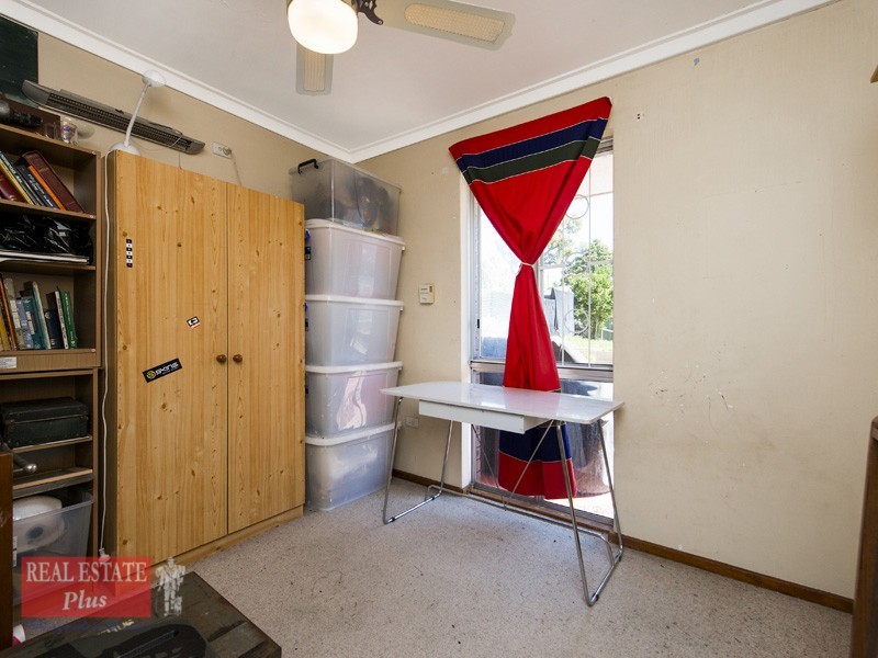 16 Murray Drive, High Wycombe WA 6057