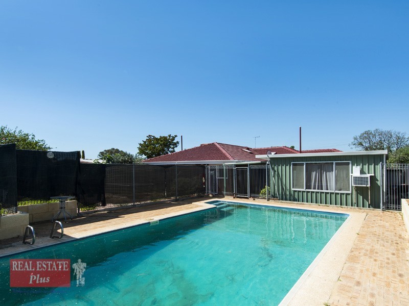 16 Murray Drive, High Wycombe WA 6057