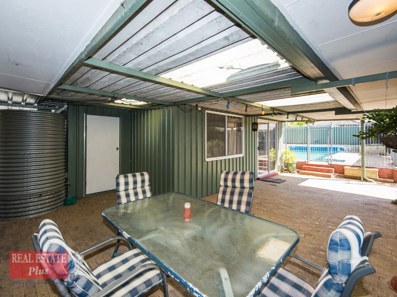 16 Murray Drive, High Wycombe WA 6057