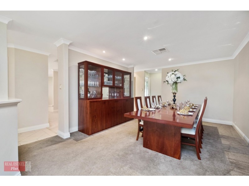 11 Flanders Court, Greenmount WA 6056