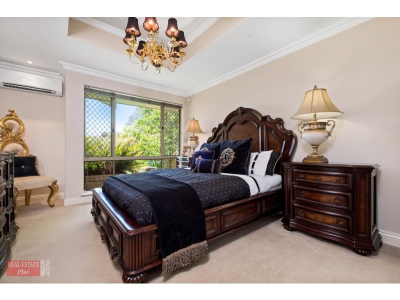 11 Flanders Court, Greenmount WA 6056