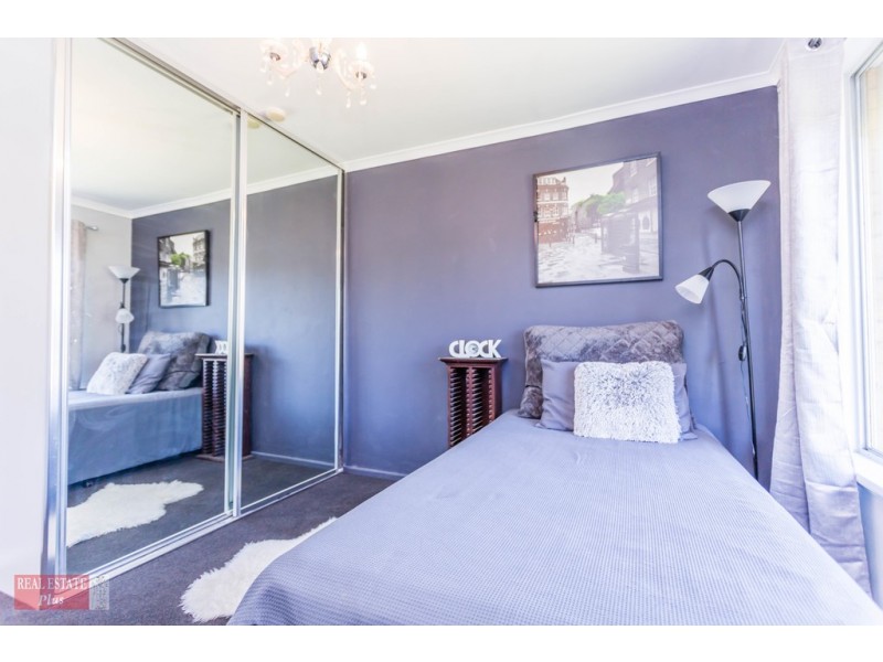 31 Ellesmere Road, Swan View WA 6056