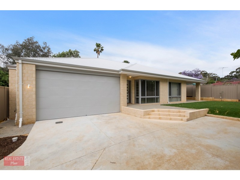 2/4 Russell Road, Greenmount WA 6056