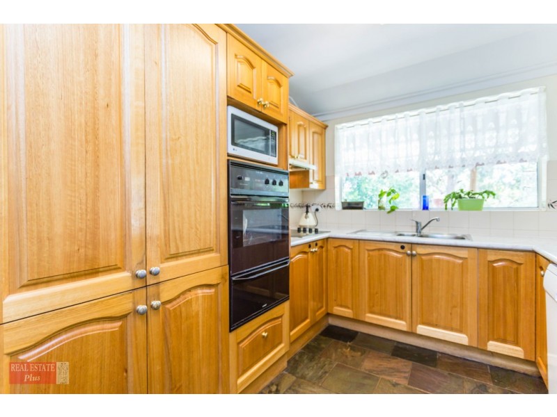 8 Leithdale Road, Darlington WA 6070