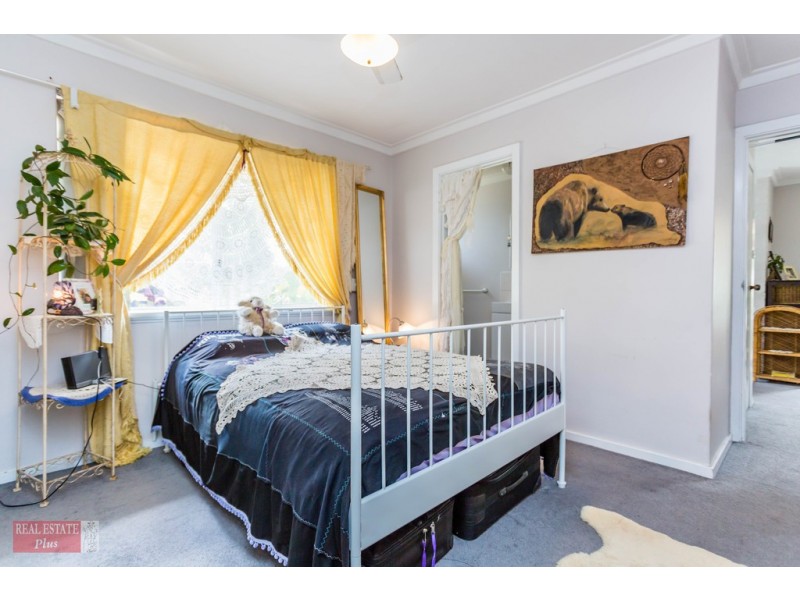 8 Leithdale Road, Darlington WA 6070