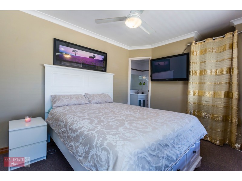 17 Egan Place, Midland WA 6056