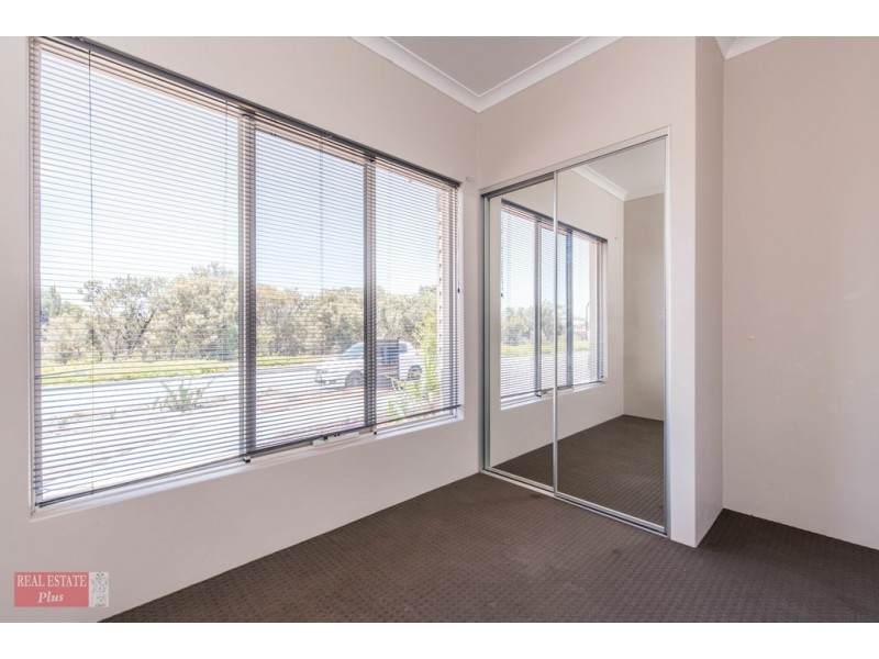 33 Riverland Drive, Ellenbrook WA 6069