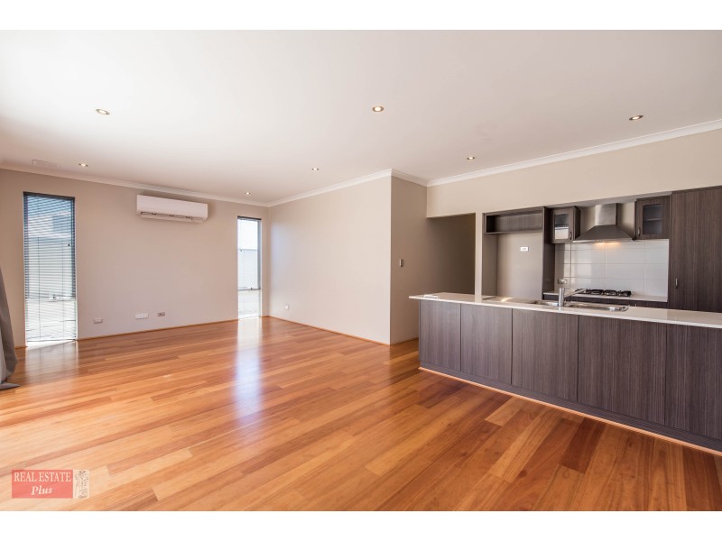 33 Riverland Drive, Ellenbrook WA 6069