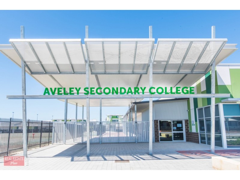 33 Riverland Drive, Ellenbrook WA 6069